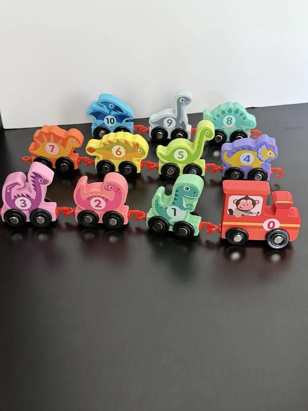 Wooden Dinosaur Number Train 0-10 Complete 11 Pc Hook Together Learning Toy